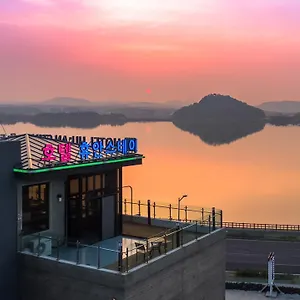 Hu An Seogwipo